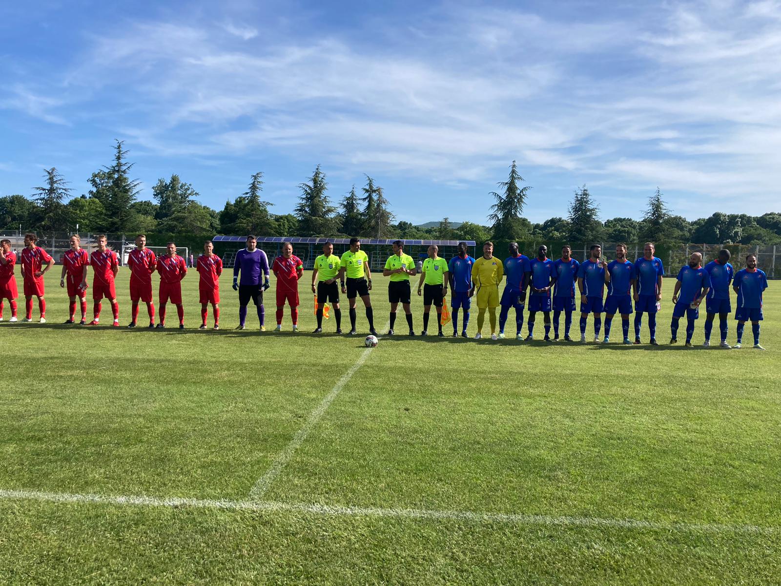 La France en demi-finale de l'USIC de football