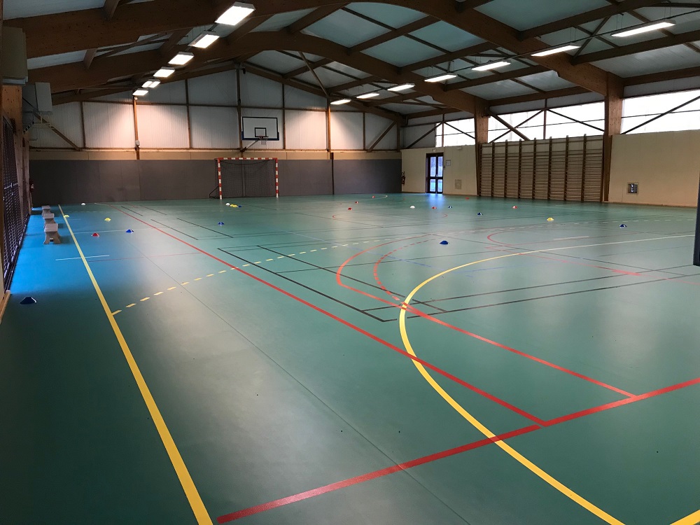 Les nouveaux sols du centre du CCGPF de Montdidier prêt à recevoir encore plus de sport!!!!