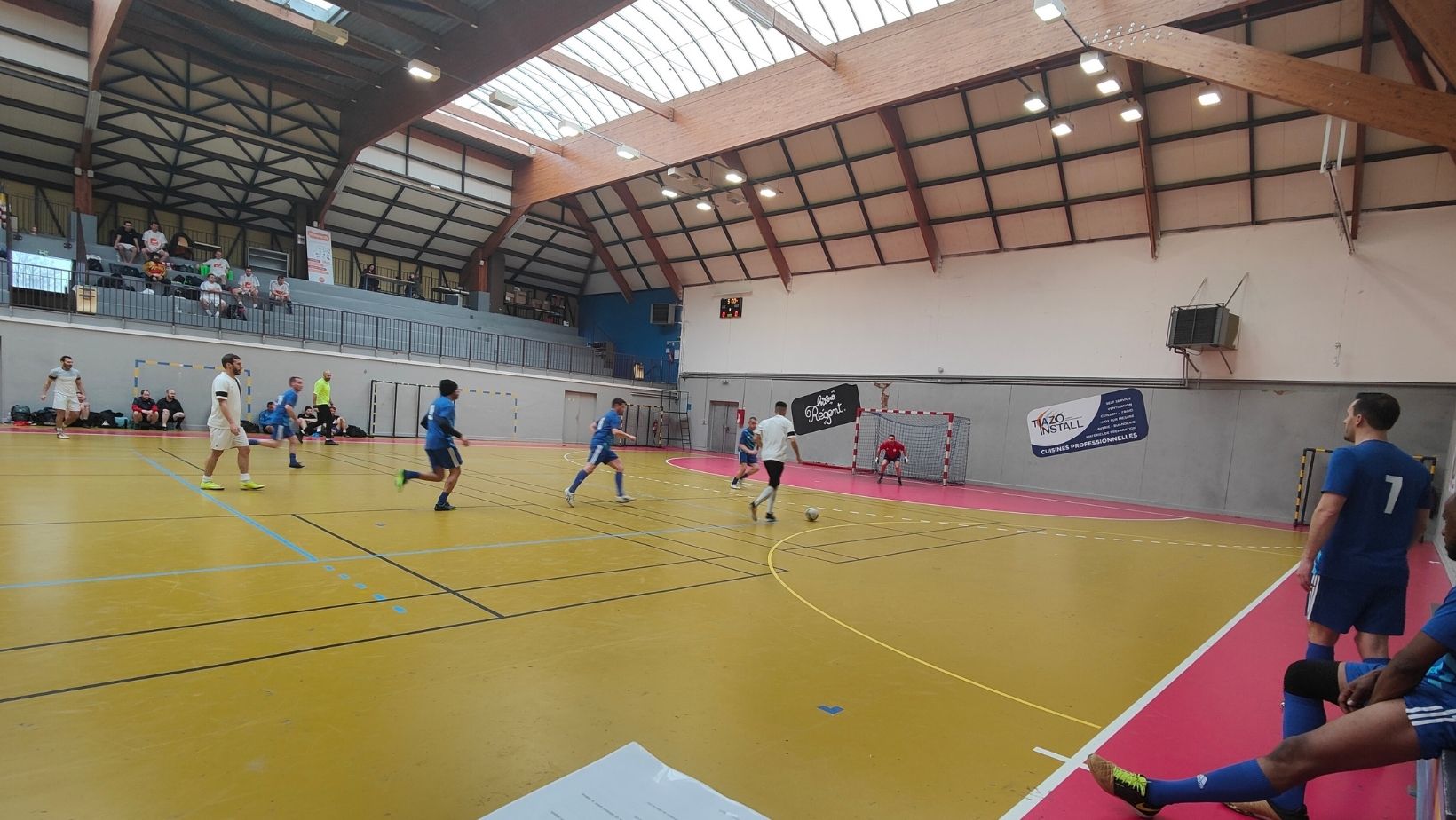 Le Comité ATL à Bordeaux pour son Challenge de Futsal